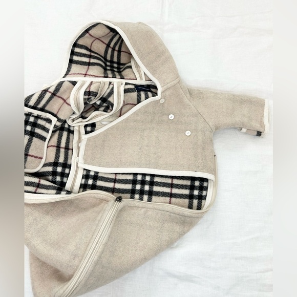 Burberry Infant Swaddle Stroller Sleeping Bag - Picture 7 of 14